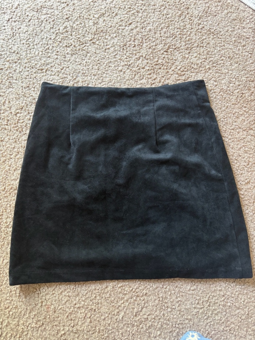 Forever 21 Black Suede-Look Mini Skirt